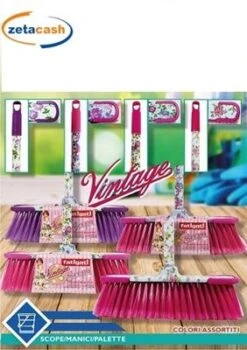SCOPA CON PARAURTI CON MANICO VINTAGE 2 ASSORTIMENTI