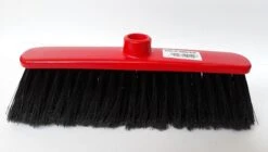 SCOPA CON SETOLE NERE 8 CM